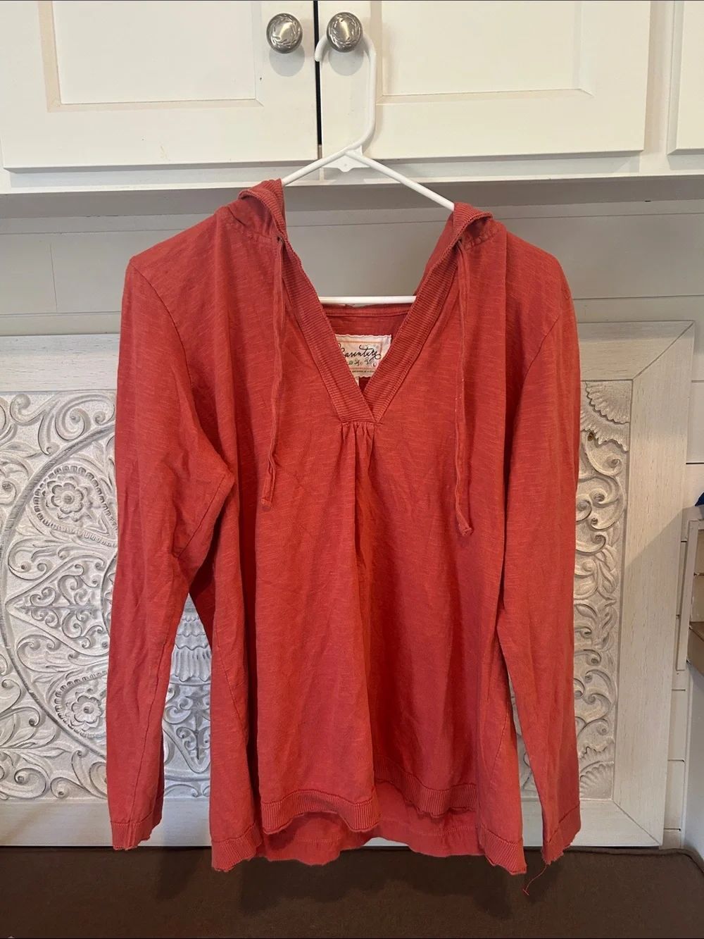 Aventura Coral V-Neck Hoodie organic cotton size large
